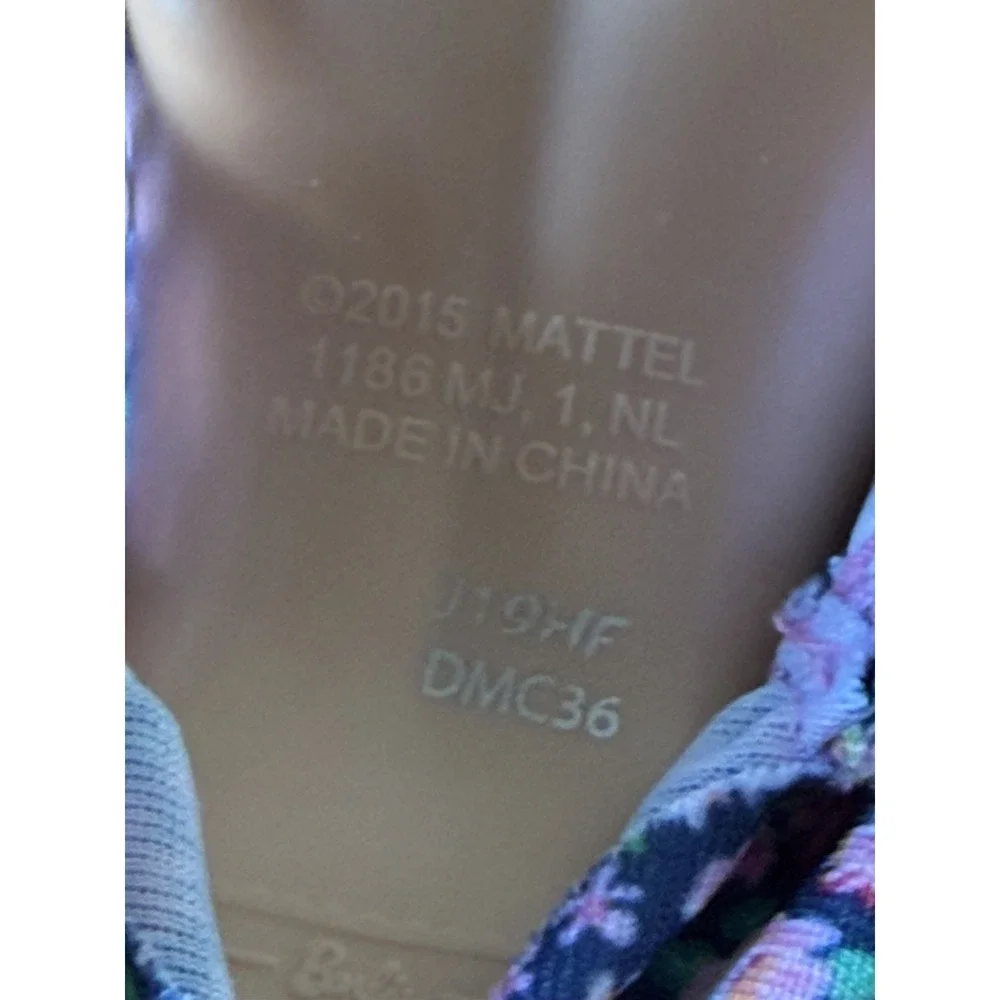 2015 Mattel Barbie Doll Blonde Hair Blue Floral Dress Pink Shoes